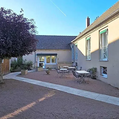 Logis Restaurant Bar Du Commerce - Maison Robin فندق Tronget