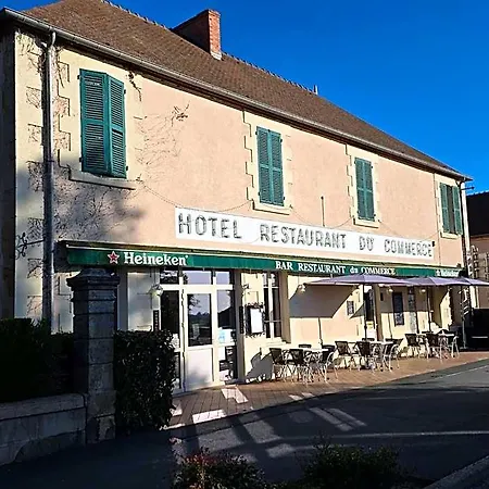 Logis Restaurant Bar Du Commerce - Maison Robin